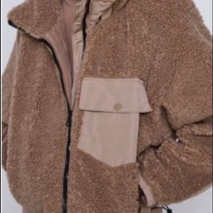 Zara Contrasting Fleece Jacket